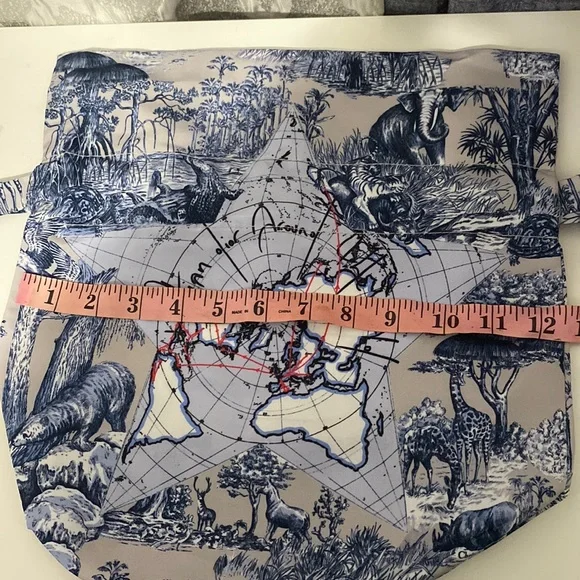 Christian Dior Around The World String Pouch - Picture 8 of 12